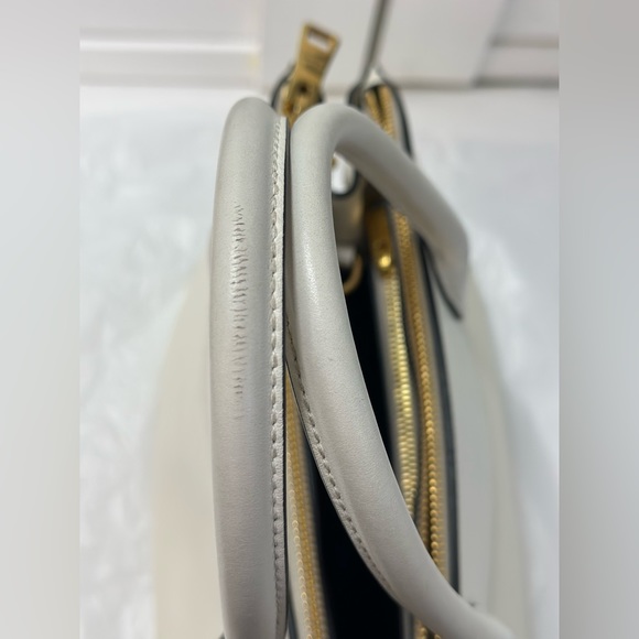 Prada Saffiano City Authentic Vintage - Picture 7 of 13